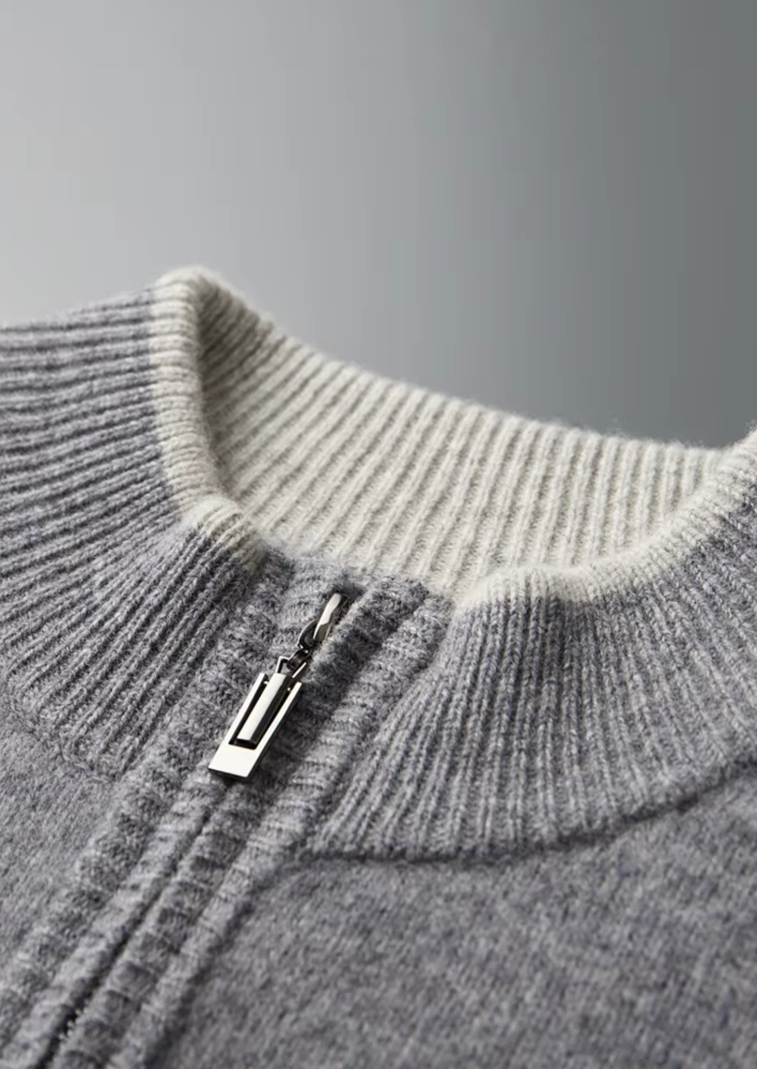 Sada z čisté extra jemné merino vlny s dvoubarevným vzorem