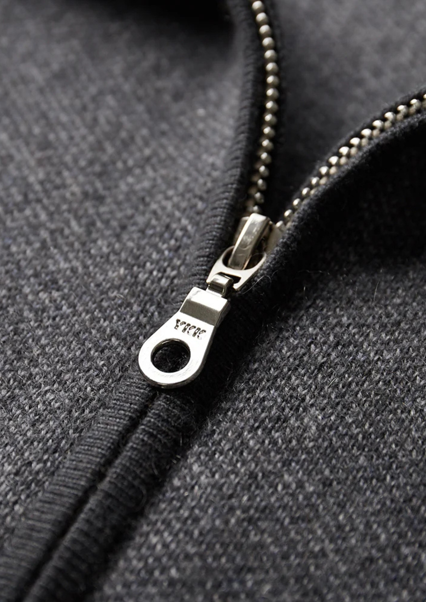 Prémiová kašmírová žakárová zapínací kardigan