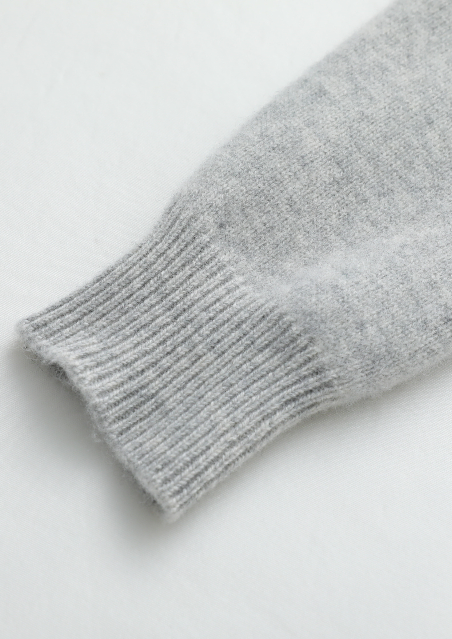 Sada PURE EXTRA-FINE MERINO VLNA LUZZO – SVĚTLE ŠEDÁ