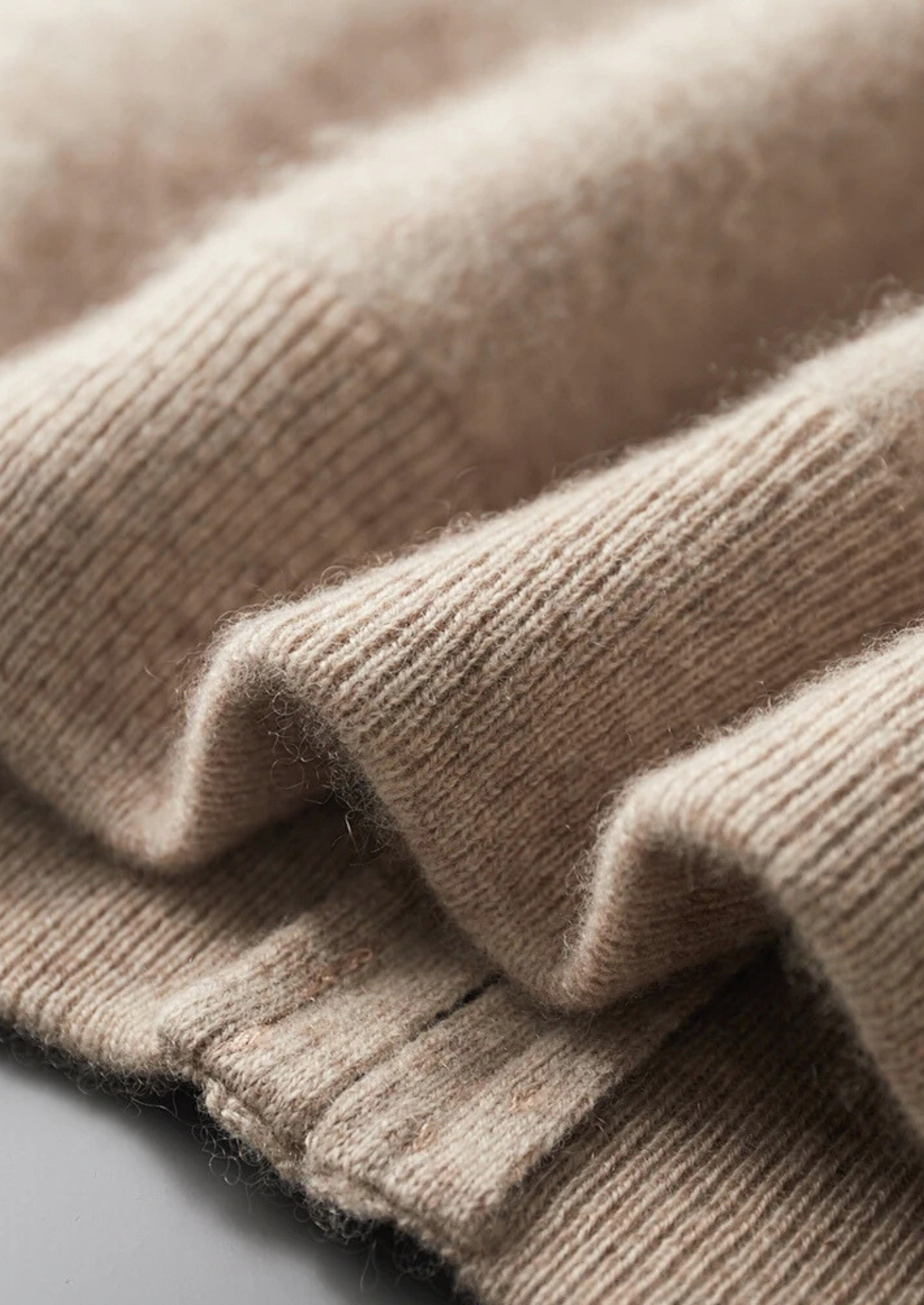 PREMIOVÝ KAŠMÍROVÝ dvoubarevný zipový svetr