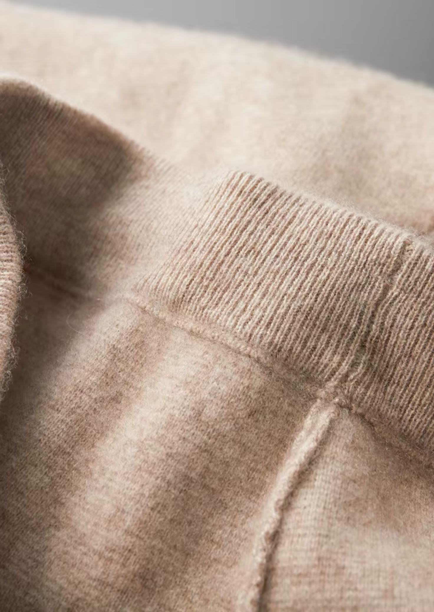 Prémiové tenké kalhoty z kašmíru