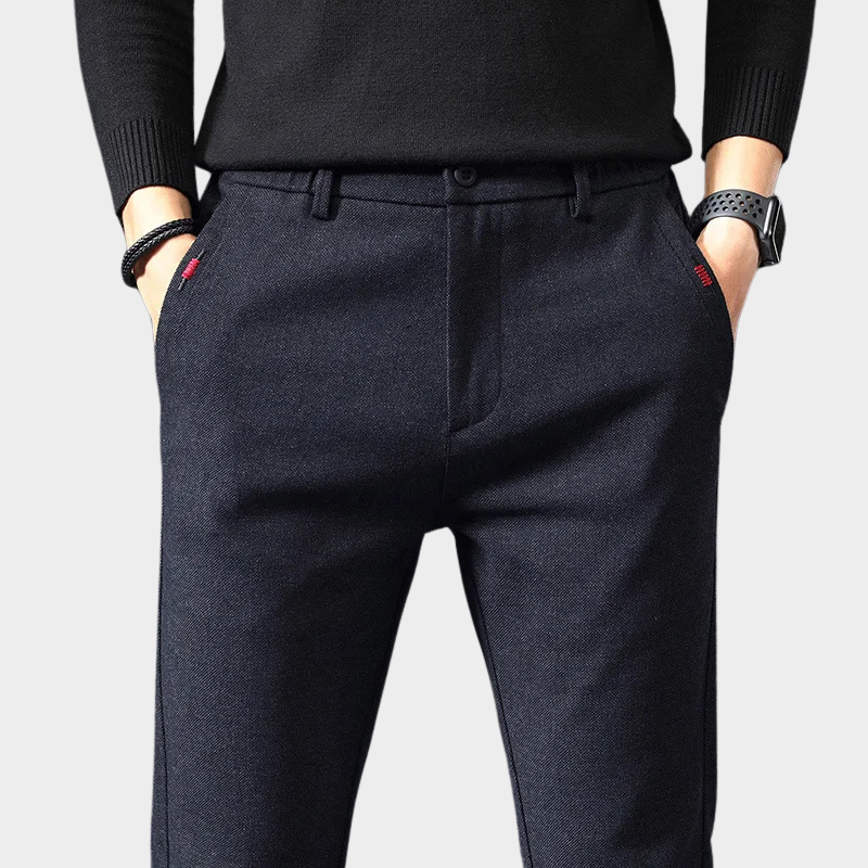 Klasické tenké kalhoty