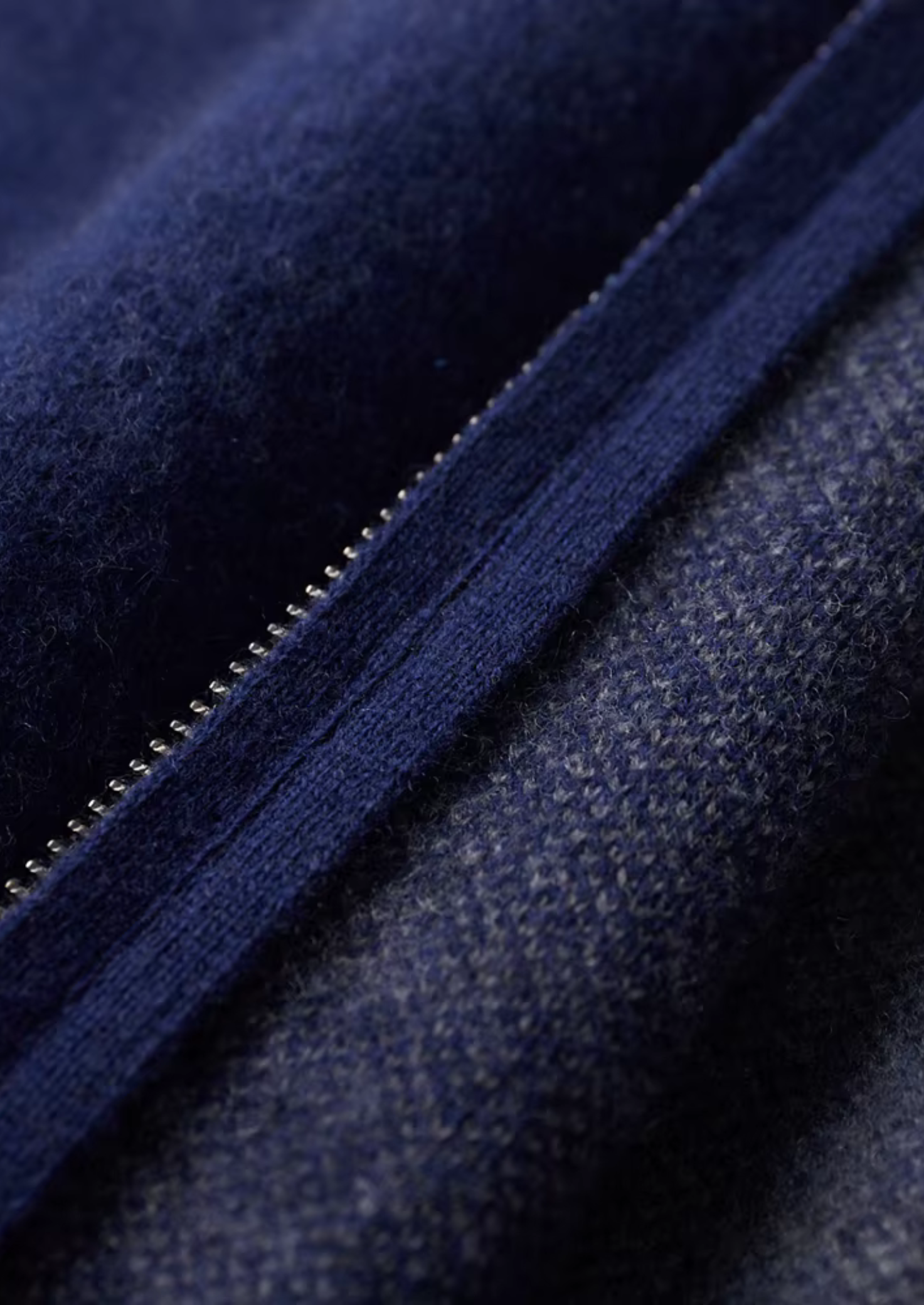 PREMIUM CASHMERE LEISURE SET