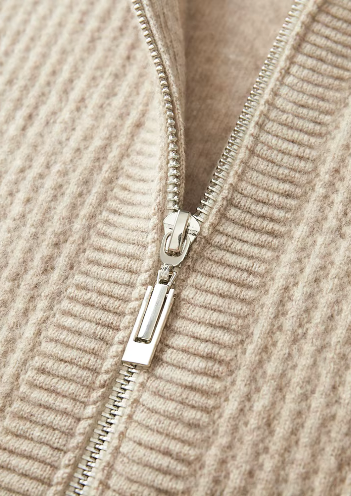 PURE EXTRA-FINÍ MERINO VLNA Žebrovaná s kapucí s YKK zipem