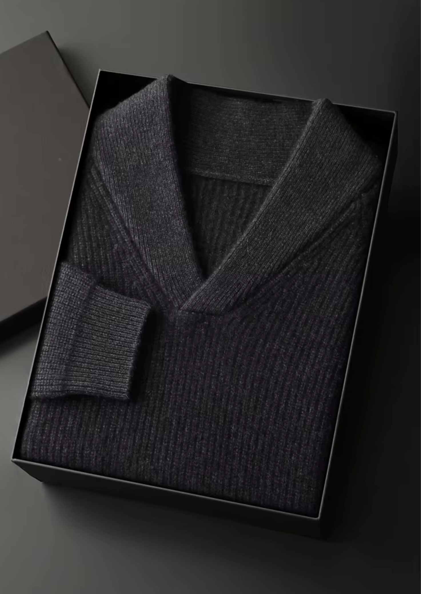 Prémiový kašmírový žebrovaný svetr s výstřihem do V