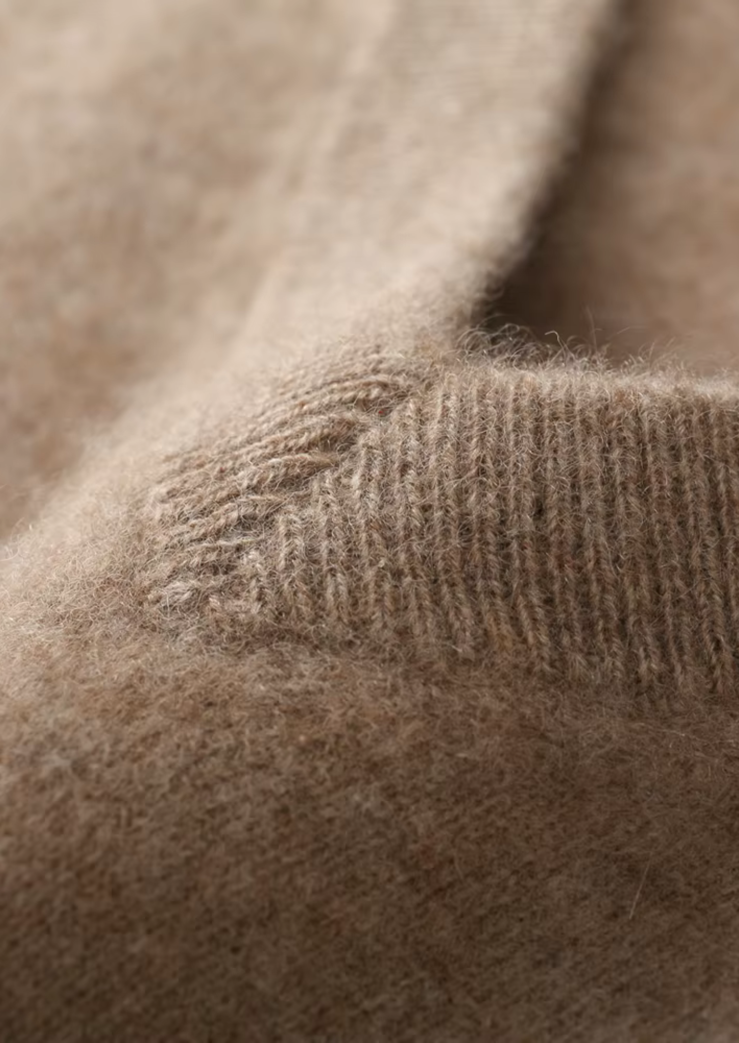 PURE EXTRA-JEMNÁ MERINO VLOŽKA S V-KRČKEM