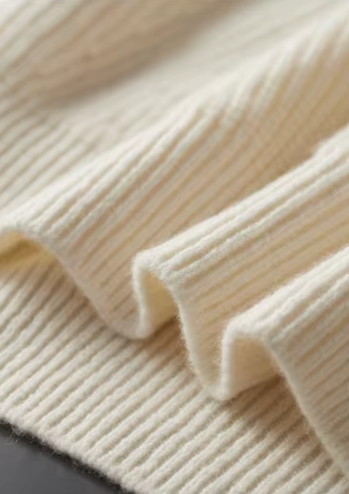 PURE EXTRA-FINE MERINO WOOL RIBBED HALF-ZIP