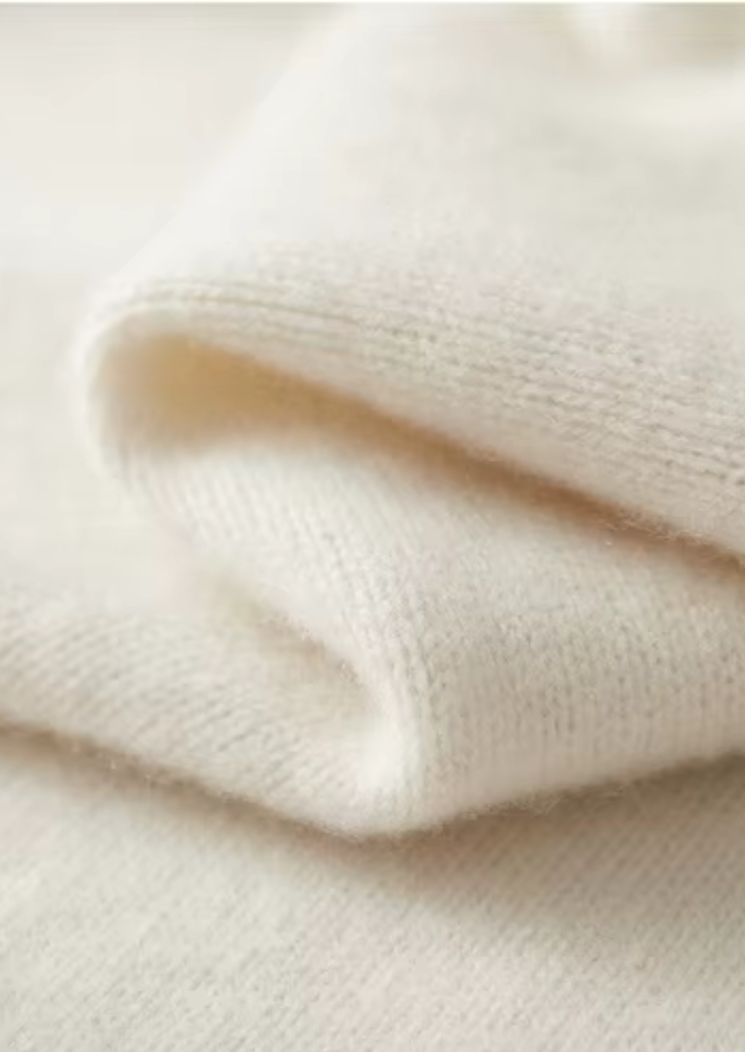 PURE EXTRA-JEMNÁ MERINO VLNA KLASICKÝ SVETR S KOLEČKY